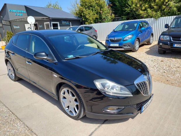 Lancia DELTA 1.6 Mjet Platino Seletronic 184eze...
