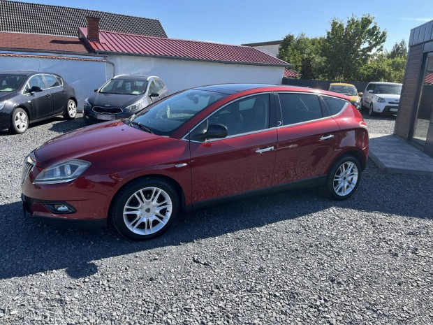 Lancia DELTA 1.6 Mjet Prmium Kollekci Garant...