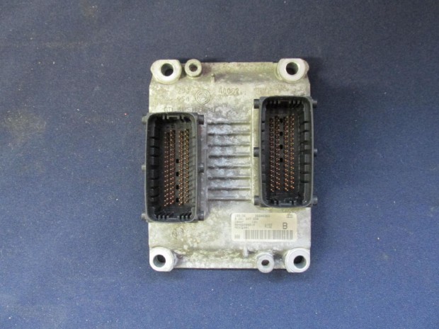 Lancia Lybra 2,0 benzin motorvezrl 0261207658
