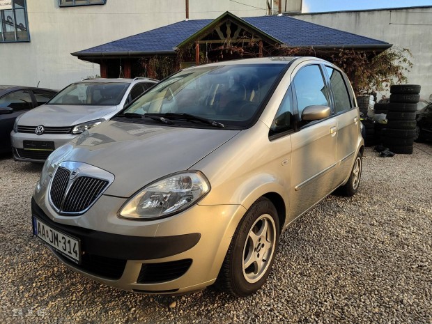 Lancia Musa 1.4 16V Platino 168.234- Km Bemutat...