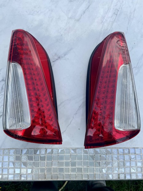 Lancia Musa bal jobb led hátsó lámpa jszerű állapotban