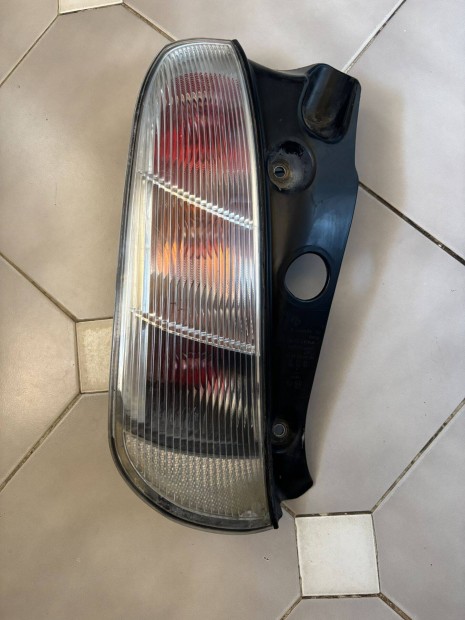 Lancia Y Ypsilon II bal hátsó lámpa 51786658