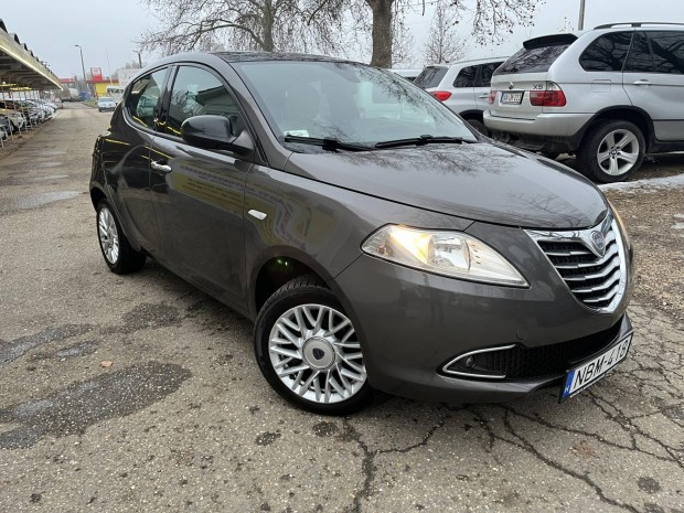 Lancia Ypsilon 0.9 Twinair S&S Gold EU6 ITT s...