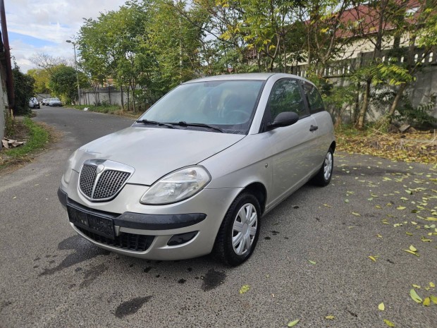 Lancia Ypsilon 1.2 8V Argento Új forgalombahely...