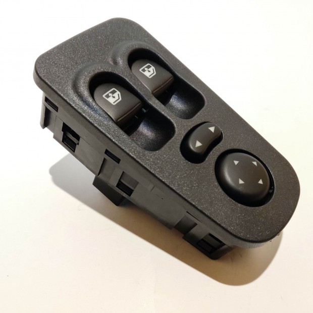 Lancia Ypsilon II.  2003-2009 utngyrtott j, bal els elektromos