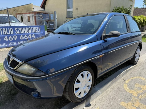 Lancia Ypsilon Y 1.2 Elefantino blu Azonnal Vih...