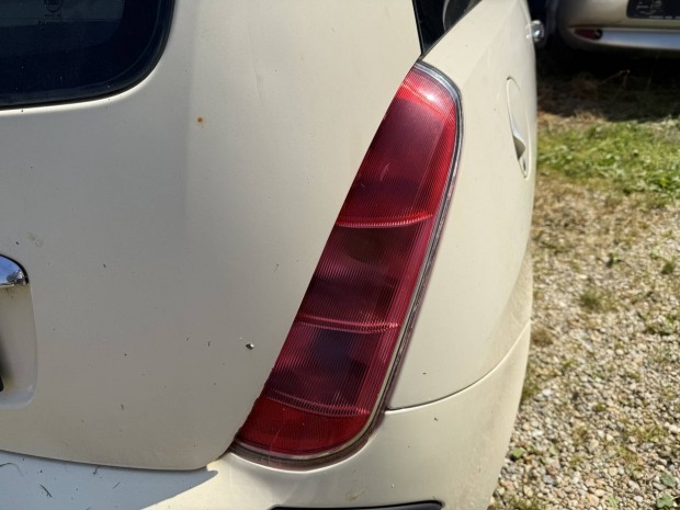 Lancia Ypsilon (3 ajts) 1.2B jobb hts lmpa 