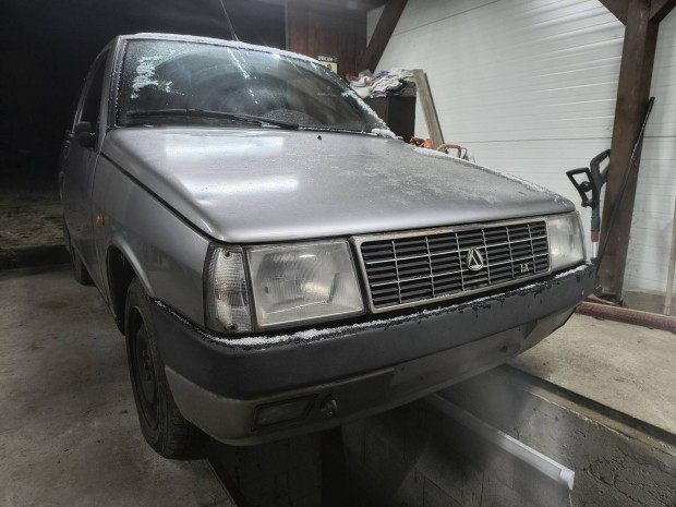 Lancia / Autobianchi Y10 alkatrszek