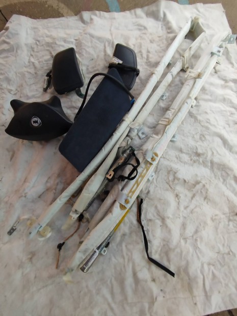 Lancia phedra alkatrszek eladk.