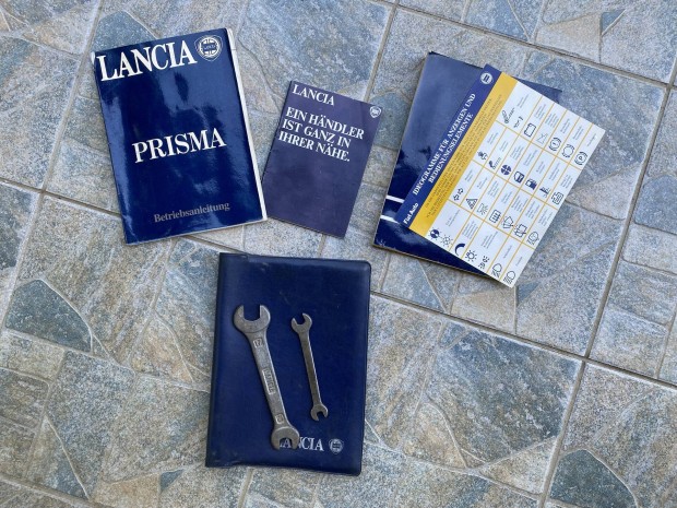 Lancia prisma kziknyv + gyri szerszm