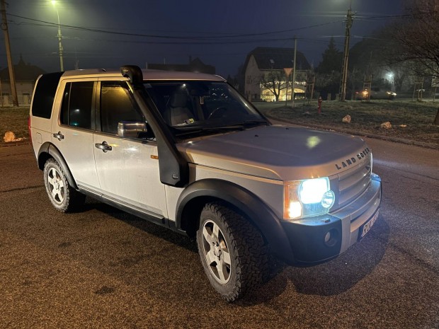 Land Rover Discovery 2.7 3 TDV6 SE Mud Master S...