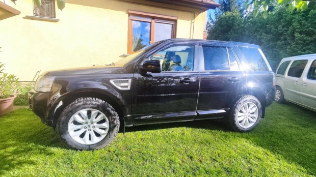 Land Rover Freelnder 2 - 2.2 SD4 HSE