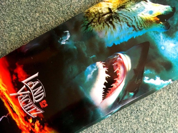Landyachtz Wolfshark longboard (High-end)
