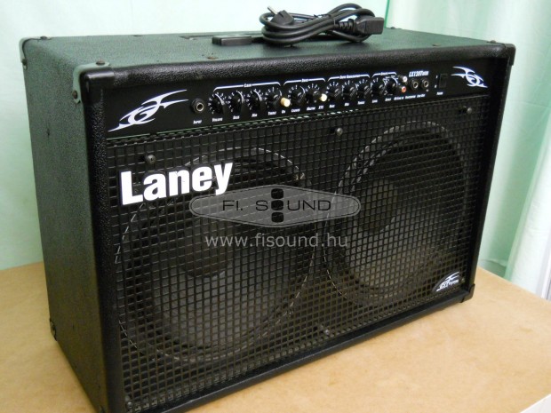 Laney Extreme LX120T,220W,dupla 12-os zenekari aktv hangfal