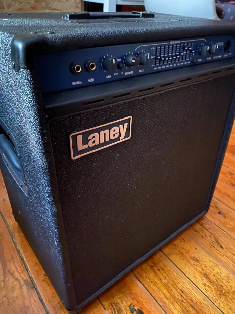 Laney R500 basszuskomb