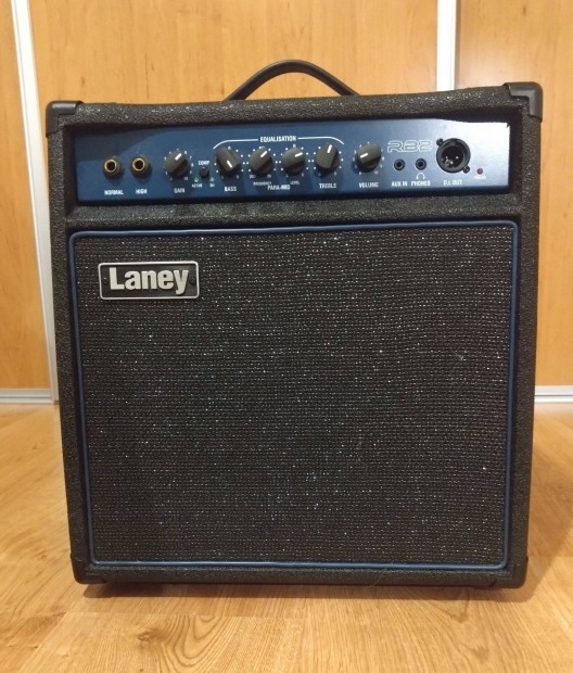 Laney RB2 basszuskomb