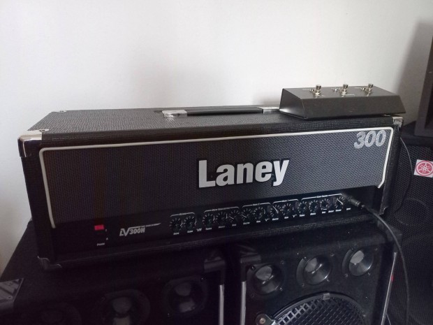 Laney lv 300- hibtlan 120w-os-elfokcsves /brit/ ersit