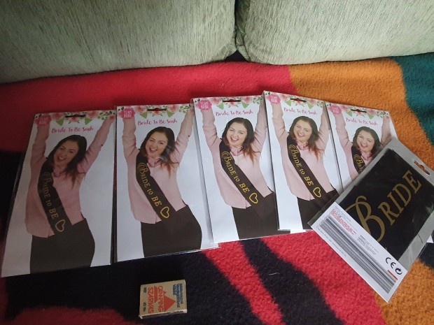 Lánybúcsús vállszalag - Bride To Be Sash - új party-kellék