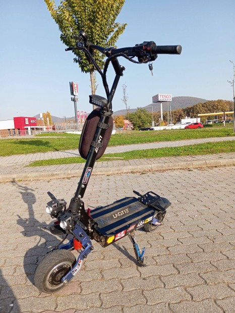 Laotie Es19 6000W roller elad