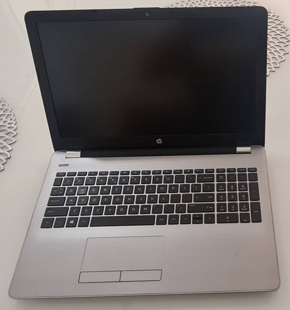 Laptop HP 250 G6 - Keveset hasznlt!!