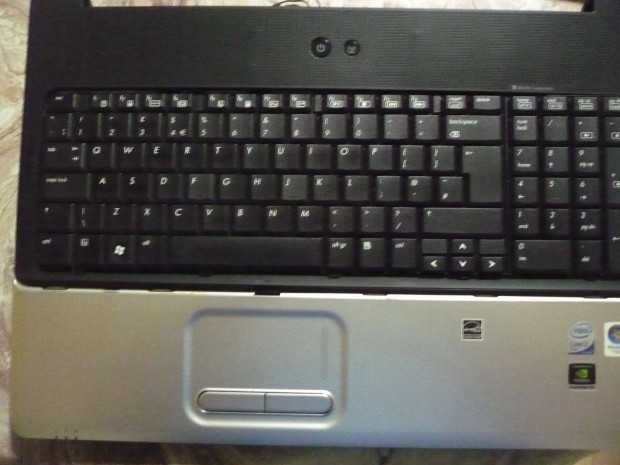 Laptop HP-G70-120EA 17"