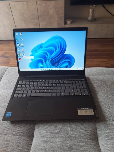Laptop Lenovo Ideapad S145-15Iwl Fekete