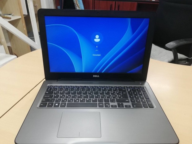Laptop Vsr:7.Genes-Core i5-Dell 5567-8Gb DDR4-256Gb SSD-15.6"FHD-Mag