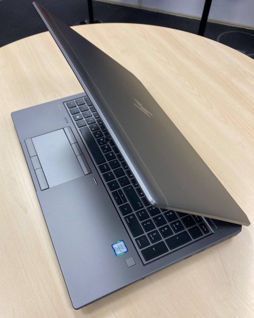 Laptop - HP Zbook 15 G5 Intel Core i7-8850H