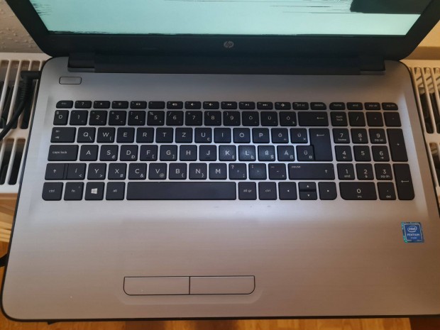 Laptop (hibs)