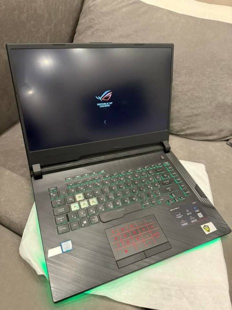 Laptop elad Asus ROG Strix 