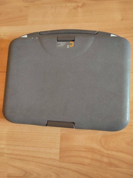 Laptop j akkuval