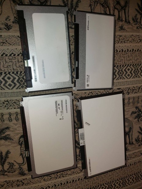 Laptop kijelzk 12"-17,3"-ig.sokfle