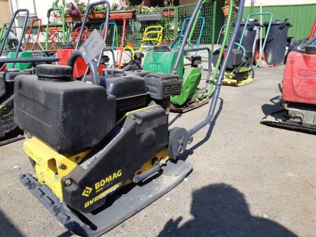 Lapvibrtor talajtmr Mikasa Wacker Bomag Ammann ipari dngl honda