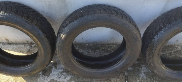 Lassa Snoways4 175/65 R15 hasznlt tli gumik 5000 Ft/db