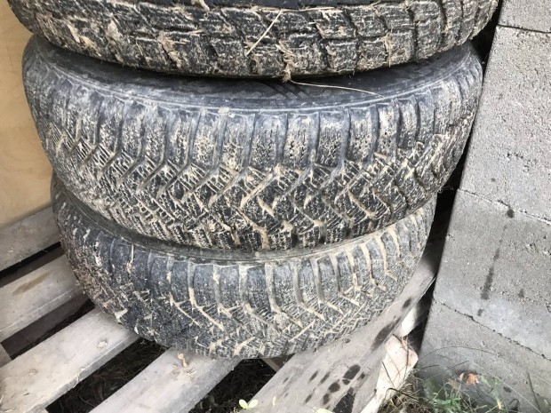 Laufen tligumi 175/70 R13  2db