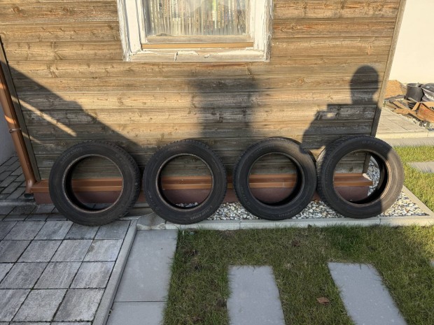 Laufenn 185 x 60 R15 ny�ri gumi