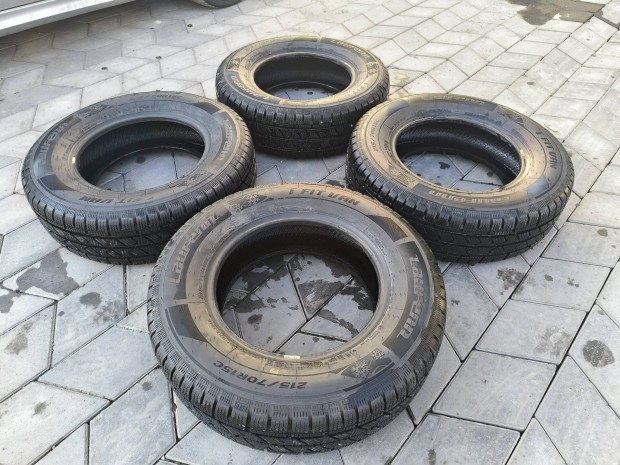 Laufenn 215/70/R15C