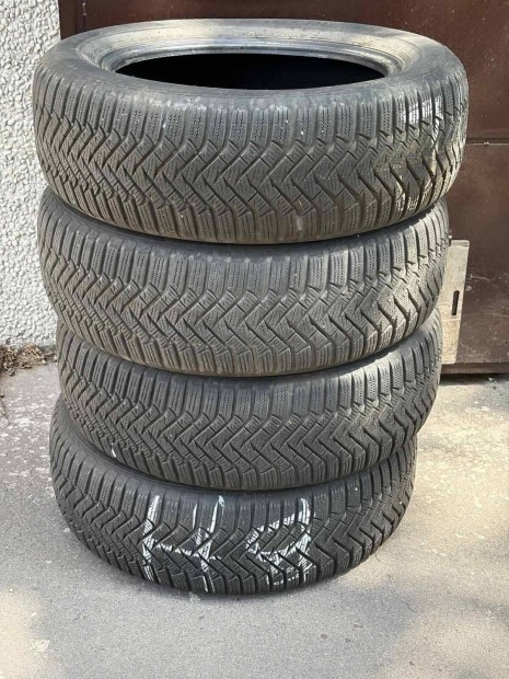 Laufenn I Fit+ LW31 215/60 R17 96H téli gumi