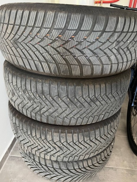 Laufenn ifit / Semperit Speed Grip 235/55R19 tligumi garnitra