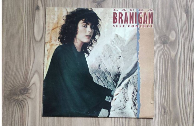 Laura Branigan - Self Control LP bakelit lemezz