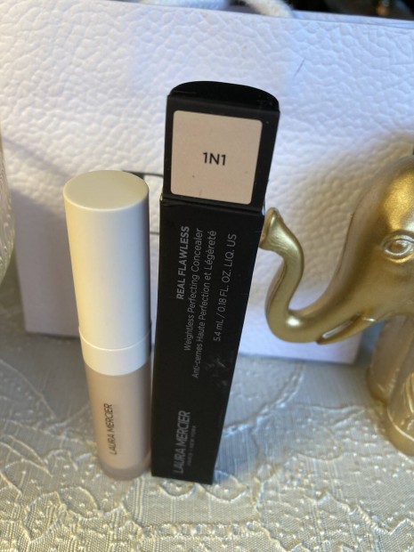 Laura Mercier korrektor j 