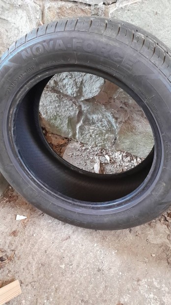 Leao Nova- Force ny�ri aut�gumi 2 db