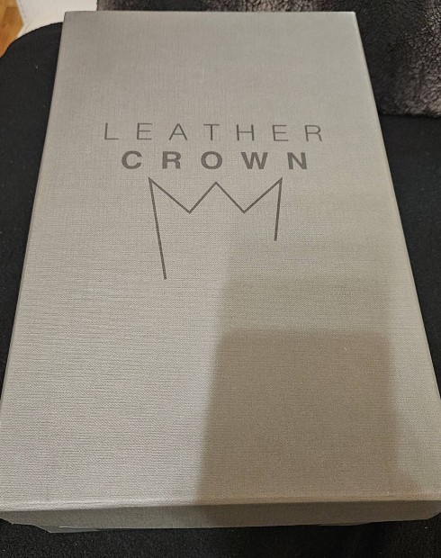 Leather Crowm