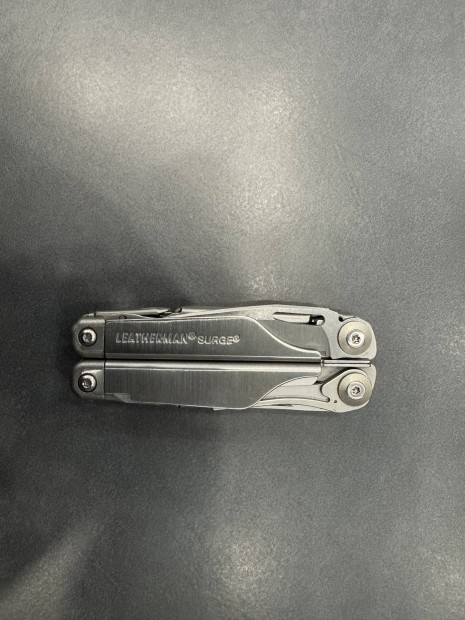 Leatherman Surge 