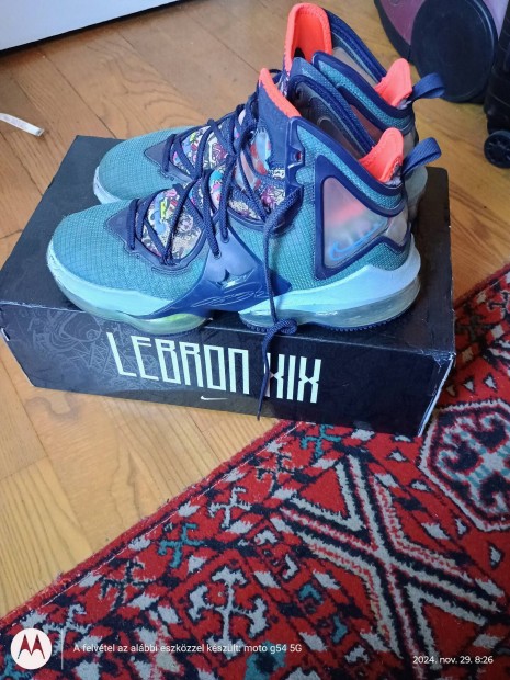 Lebron 19 eredeti dobozos sportcip!!