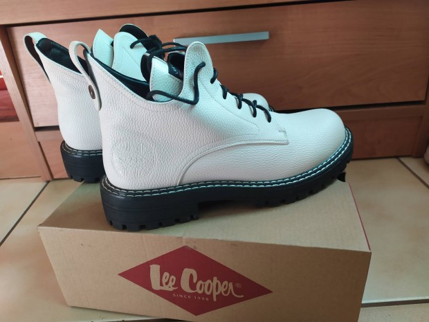 Lee Cooper bakancs 41-es