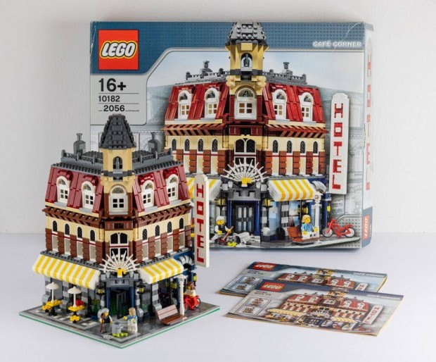 Lego 10182 Cafe Corner - modular buildings collection