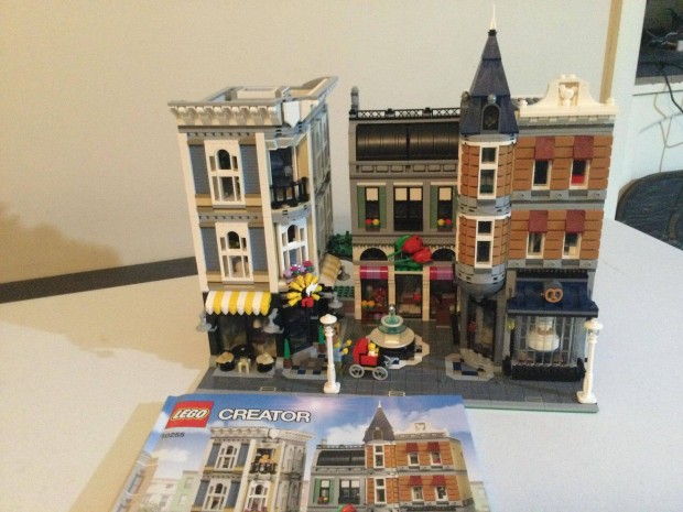 Lego 10255 Assembly Square - modular buildings collection