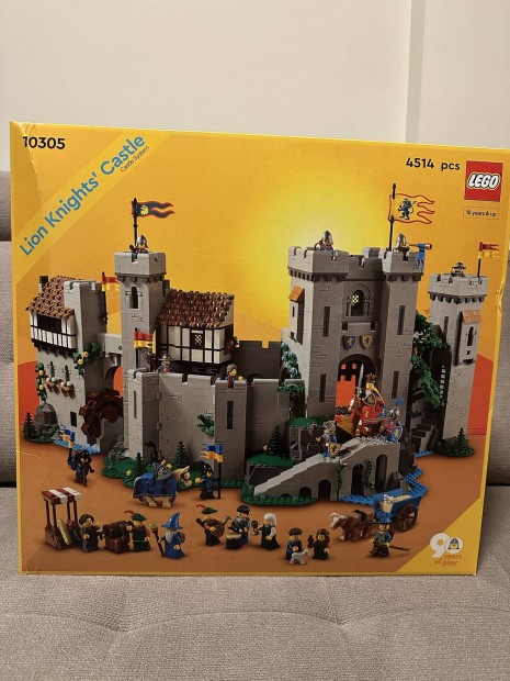 Lego 10305 kastly 