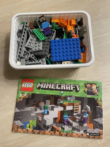 Lego 21141 - Minecraft, Zombi barlang